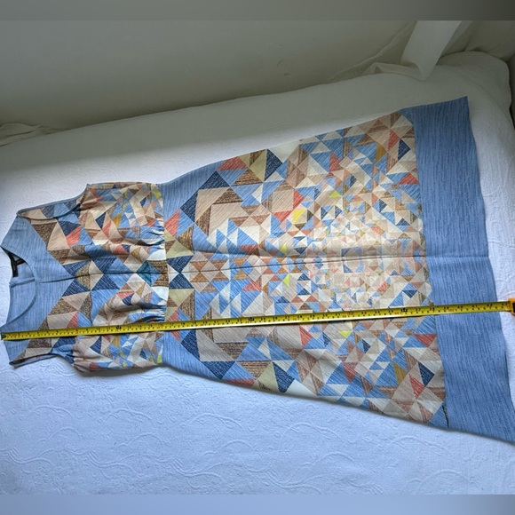 BCBGMaxAzria Geometric Print Midi Dress Sleeveless Pastel Blue Coral Accents 10 - Picture 9 of 13